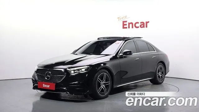 Mercedes-Benz E-Class E300 4MATIC AMG Line