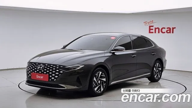 Hyundai Grandeur Premium
