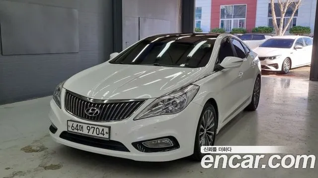 Hyundai Grandeur HG240 Modern