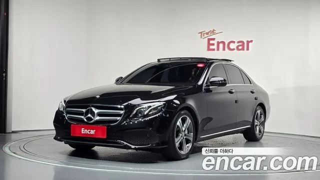 Mercedes-Benz E-Class E300 4MATIC Avnatgarde