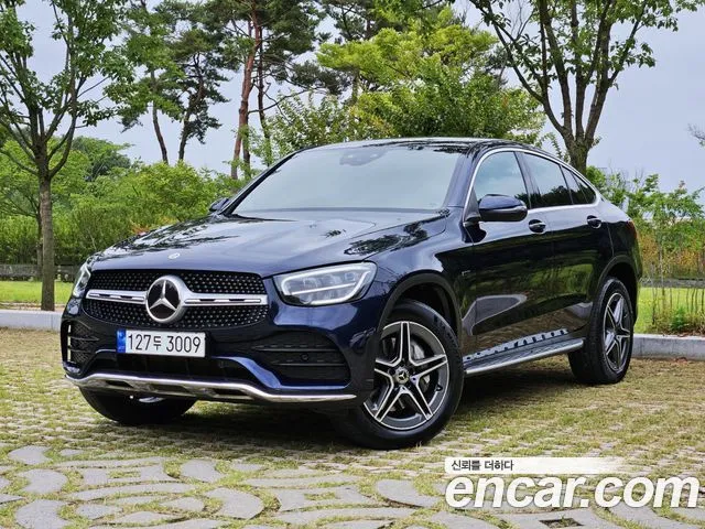 Mercedes-Benz GLC-Class GLC300e 4MATIC Coupe
