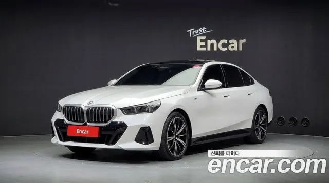 BMW 5-Series 530i xDrive M Sport