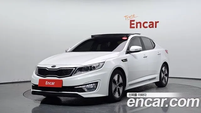Kia K5 Luxury