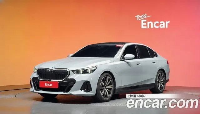 BMW 5-Series 530e M Sport