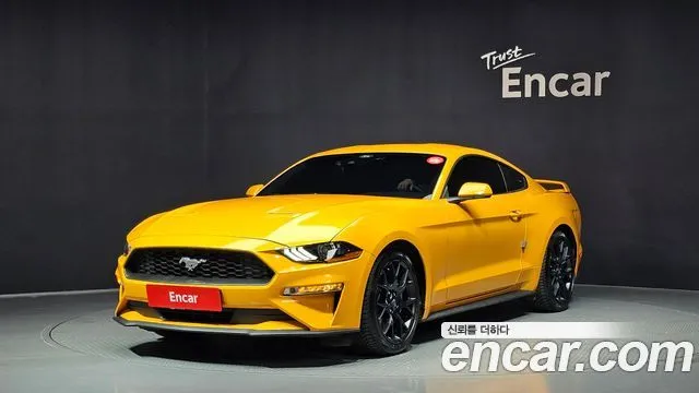 Ford Mustang Coupe