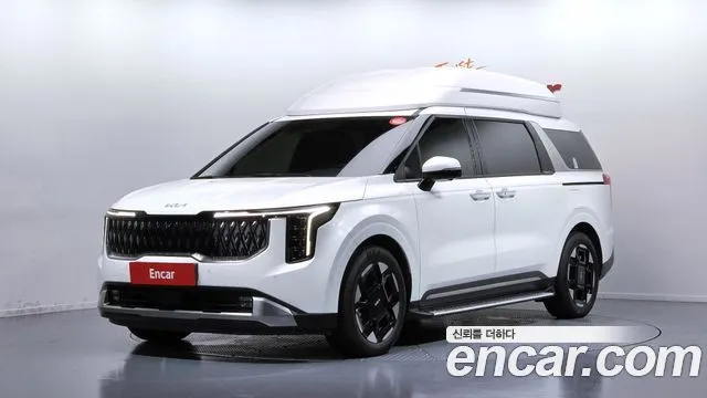 Kia Canival HEV 7-Seater Hi Limousine