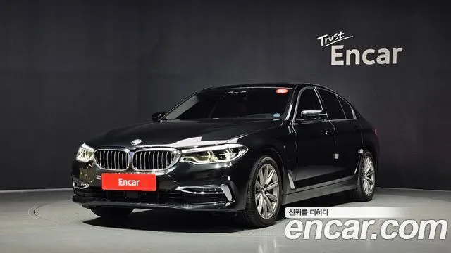 BMW 5-Series 530e Luxury