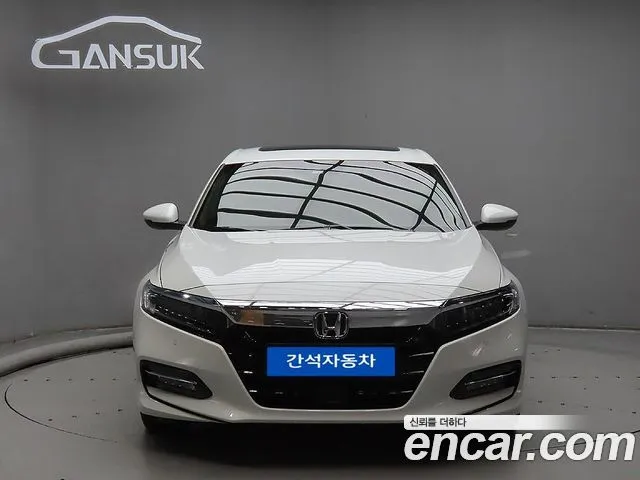Honda Accord 2.0 Hybrid Touring
