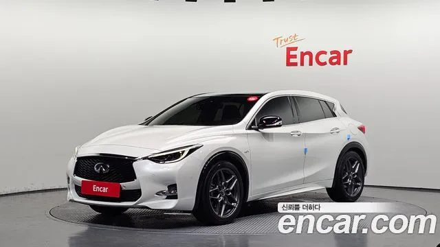 Infiniti Q30 2.0 Premium