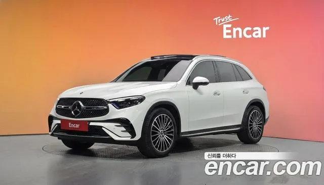 Mercedes-Benz GLC-Class GLC300 4MATIC AMG Line