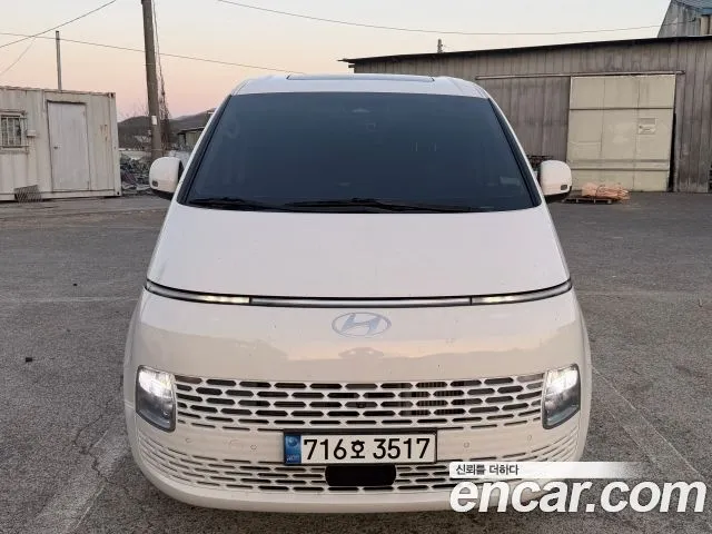 Hyundai Staria HEV 1.6 Tourer 11-Seater