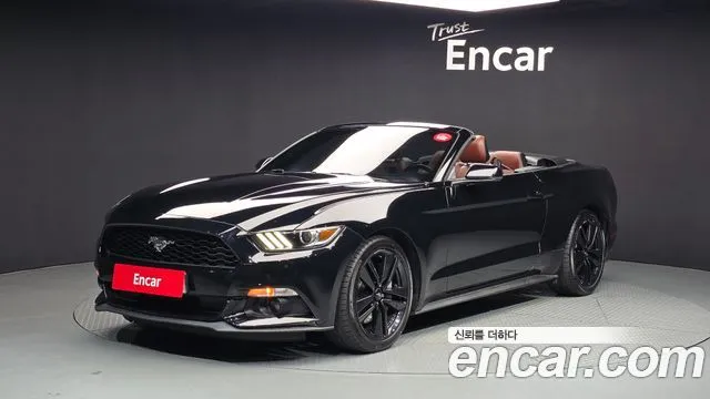 Ford Mustang Convertible