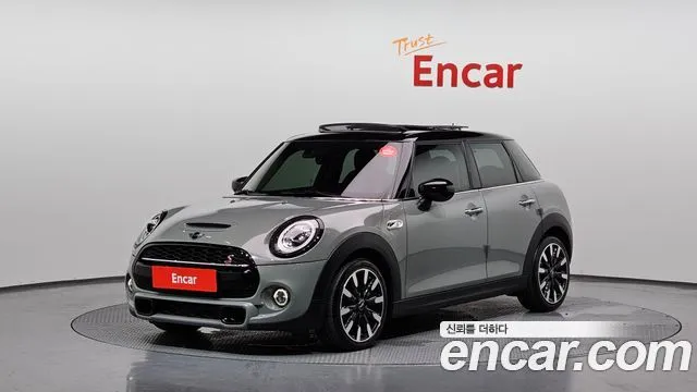 Mini Cooper 5Door HIGH