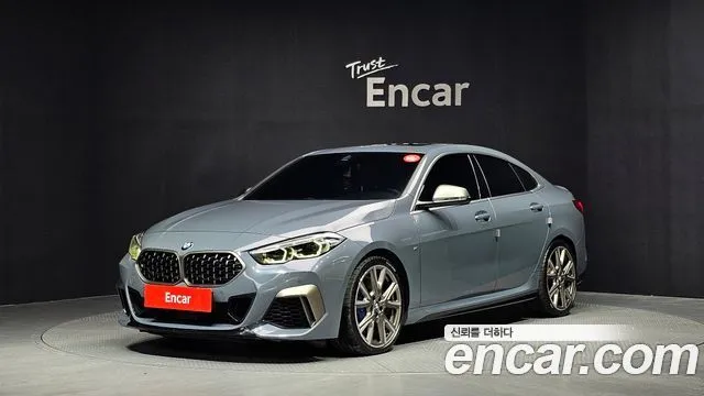 BMW 2-Series M235i xDrive