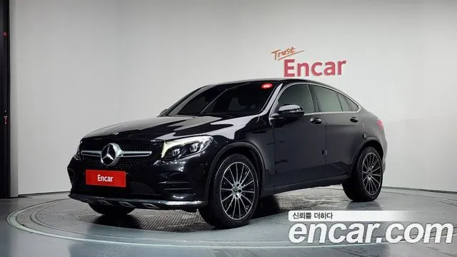 Mercedes-Benz GLC-Class GLC300 4MATIC AMG Line Coupe