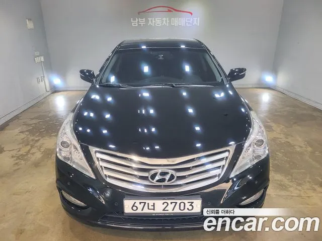Hyundai Grandeur HG240 Luxury