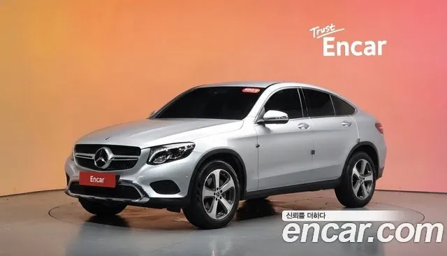Mercedes-Benz GLC-Class GCL300 4MATIC Coupe