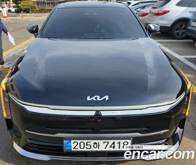 Kia K8 Signature