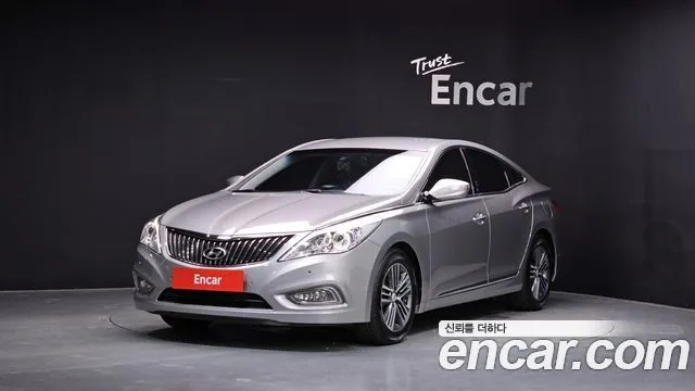 Hyundai Grandeur HG240 Modern