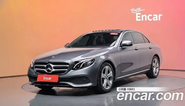 Mercedes-Benz E-Class E200 Avantgarde