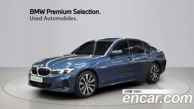 BMW 3-Series 320i