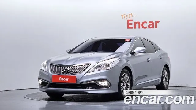 Hyundai Grandeur HG240 Modern