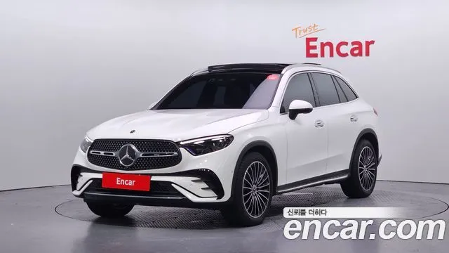Mercedes-Benz GLC-Class GLC300 4MATIC AMG Line