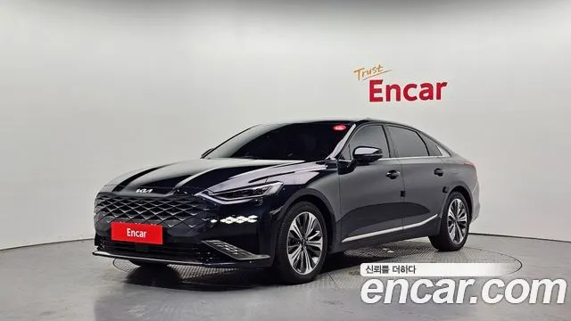 Kia K8 Signature