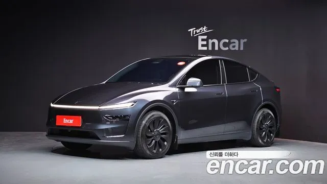 Tesla Model Y RWD