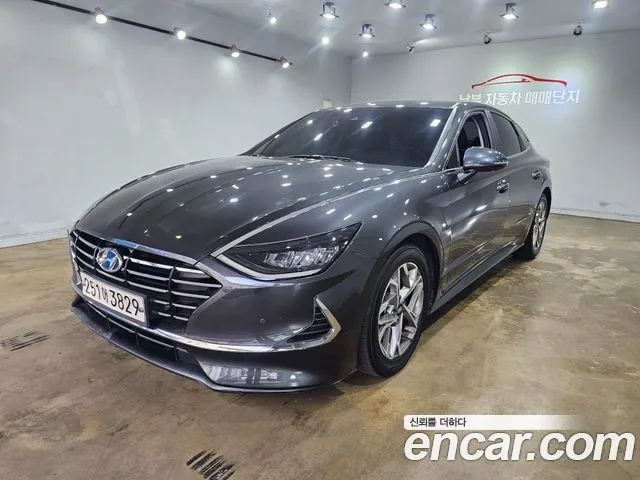 Hyundai Sonata 2.0 LPG(Disabled Person)