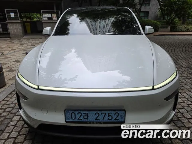 Tesla Model Y RWD