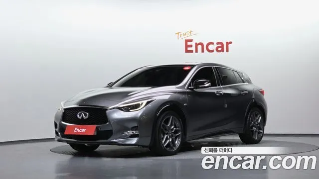 Infiniti Q30 2.0 Premium