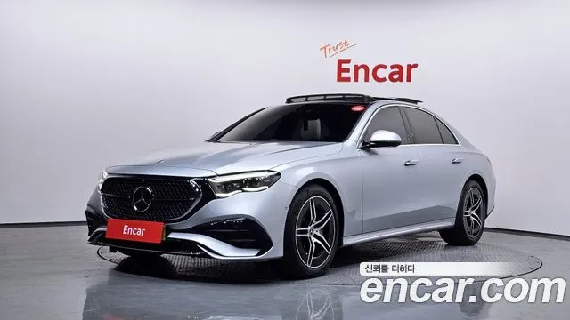 Mercedes-Benz E-Class E300 4MATIC AMG Line