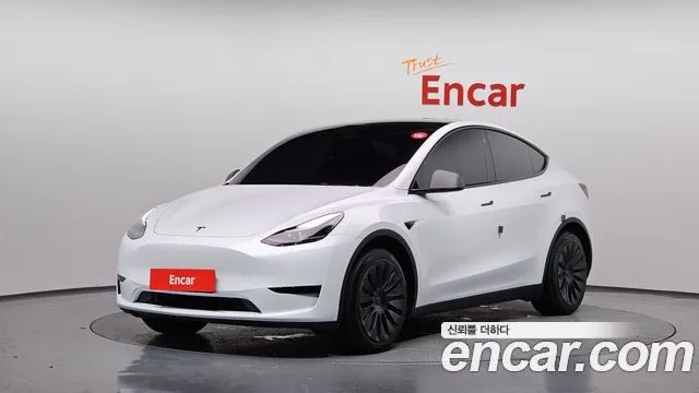 Tesla Model Y RWD