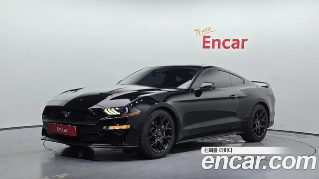 Ford Mustang Coupe