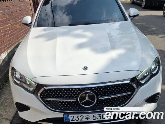 Mercedes-Benz E-Class E200 Avantgarde