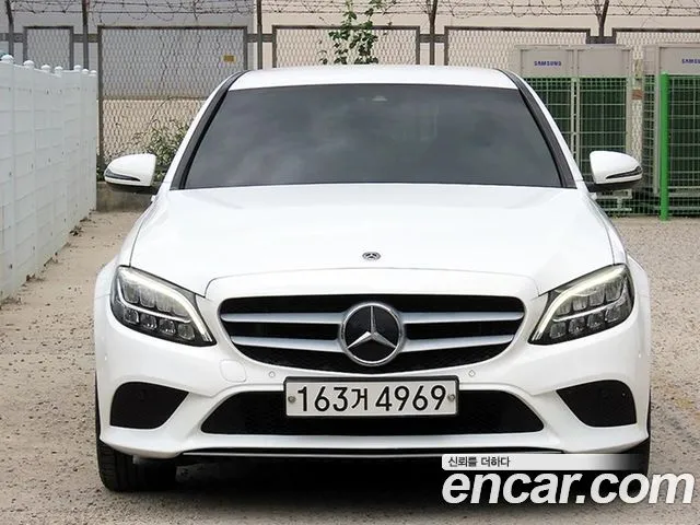 Mercedes-Benz C-Class C200