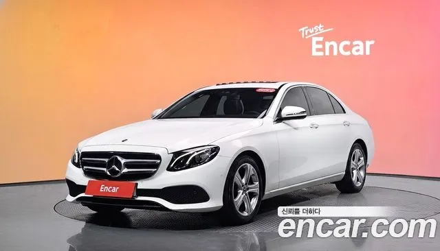 Mercedes-Benz E-Class E200 Avantgarde