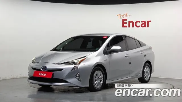 Toyota Prius 1.8 E