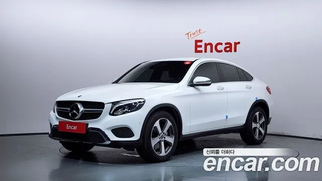 Mercedes-Benz GLC-Class GCL300 4MATIC Coupe