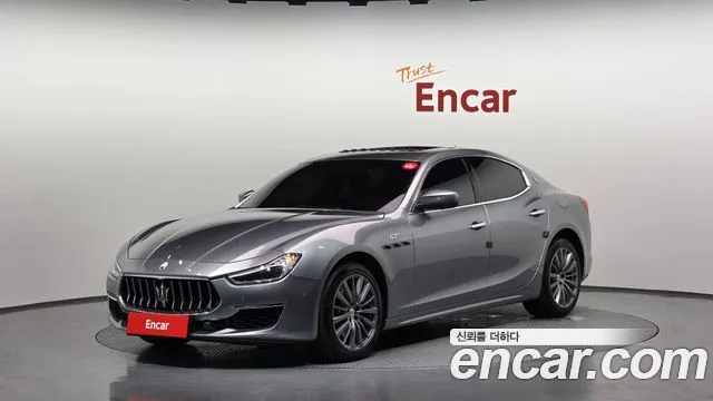 Maserati Ghibli 2.0 GT