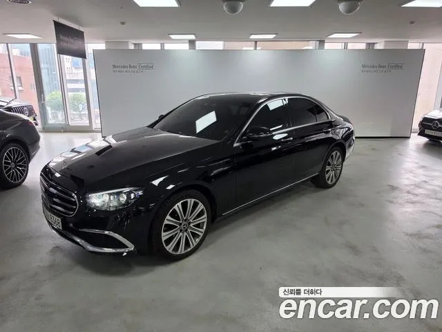Mercedes-Benz E-Class E350 4MATIC Exclusive