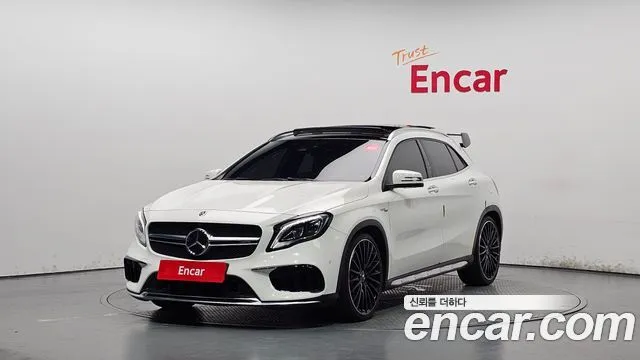 Mercedes-Benz GLA-Class GLA45 AMG 4MATIC