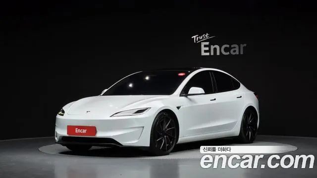 Tesla Model 3 Performance AWD