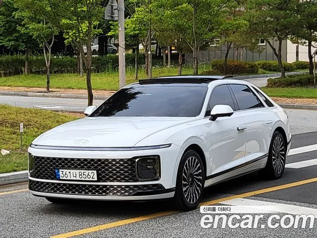 Hyundai Grandeur Calligraphy