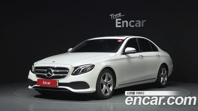 Mercedes-Benz E-Class E200 Avantgarde