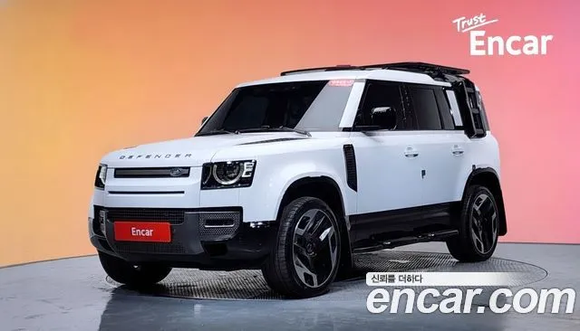 Land Rover Defender 110 P300 X-Dynamic SE