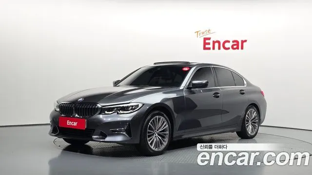 BMW 3-Series 320i Luxury