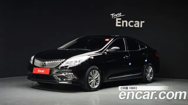 Hyundai Grandeur HG240 Modern