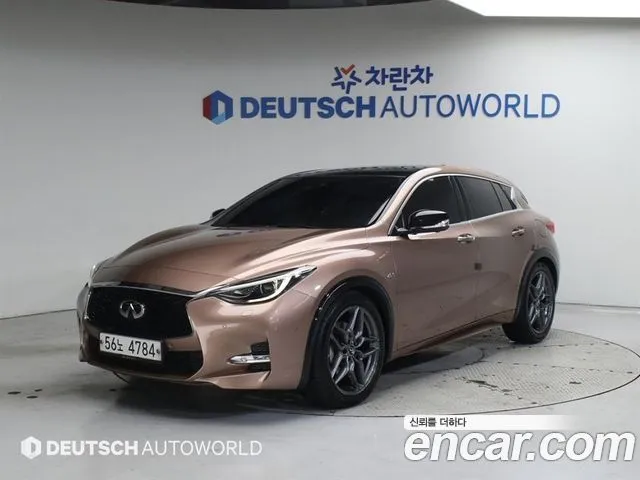 Infiniti Q30 2.0 Exclusive